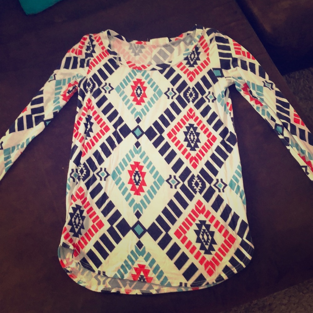 Patterned tunic shirt